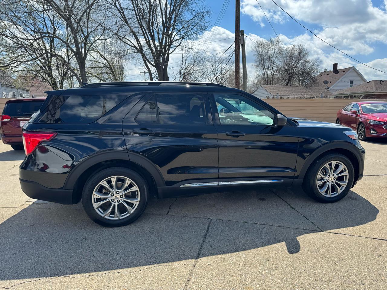 2020 Ford Explorer XLT - Photo 6