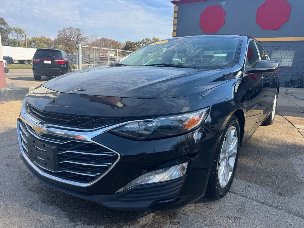 2023 Chevrolet Malibu LT with 1LT FWD